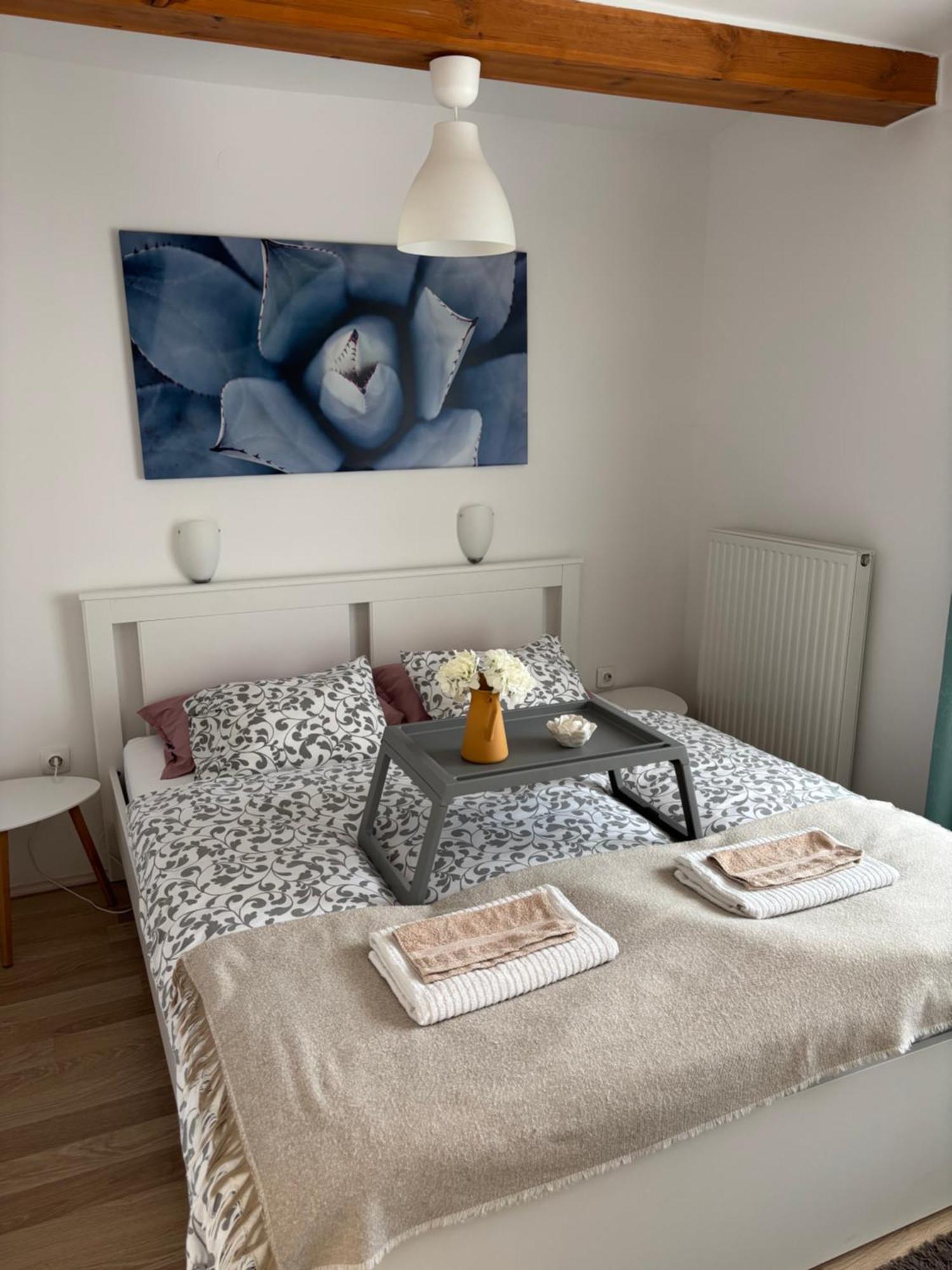 Levendula Apartmanhaz Badacsonytomaj Luaran gambar